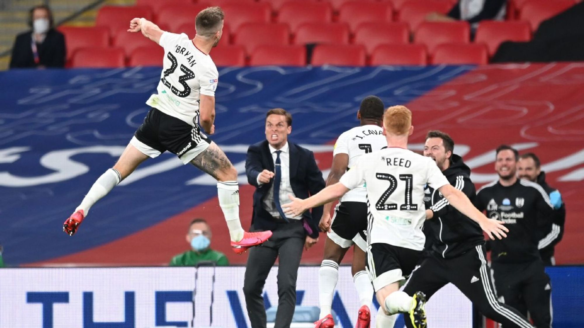 随着亚足联 随着亚足联